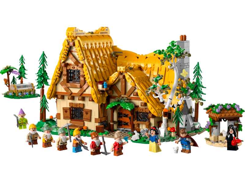 LEGO 43242 Лего 43242 Snow White and the Seven Dwarfs' Cottage Лего 43242 Snow White and the Seven Dwarfs' Cottage купить в Москве и с доставкой по всей России за 38614.00 руб